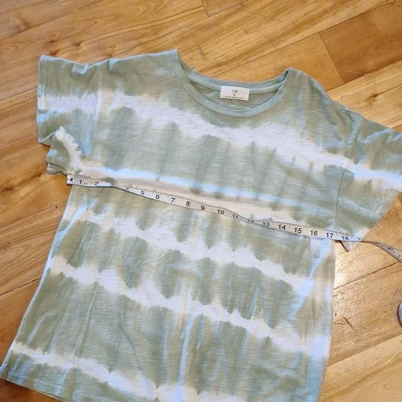 Aritzia T.la tie dye short sleeve tee oversized XS Martha flutter tee - Picture 8 of 9